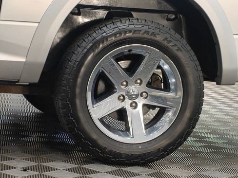 Used 2013 RAM 1500 Express image 43