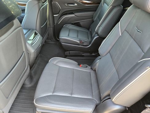 Used 2024 Cadillac Escalade Premium Luxury w/ Performance Package AWD/4WD image 26