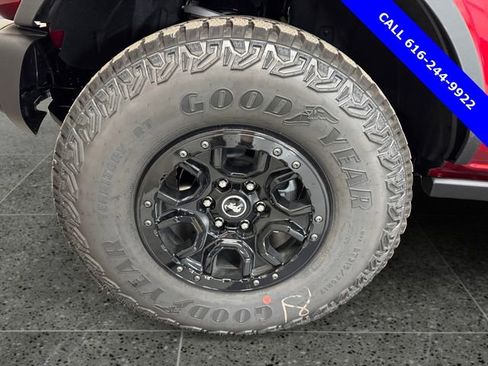 New 2025 Ford Bronco Big Bend w/ Black Diamond Package image 5