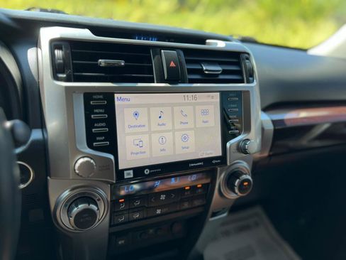 Used 2020 Toyota 4Runner Limited image 23