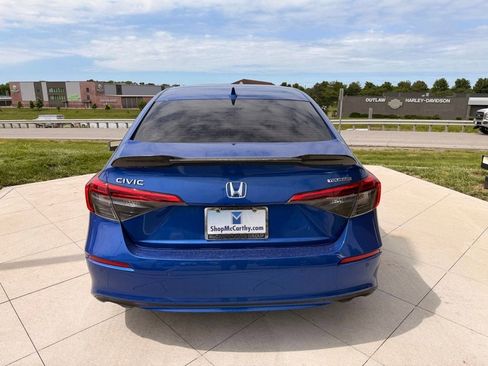 Used 2024 Honda Civic Touring image 4