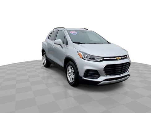 Used 2020 Chevrolet Trax LT image 4