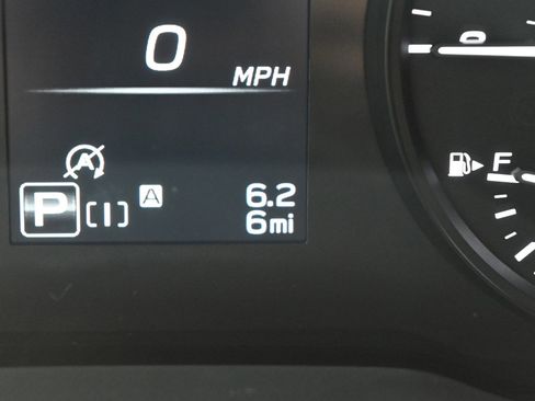 Certified 2025 Subaru Forester image 21