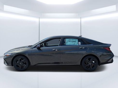 New 2026 Hyundai Elantra SEL Sport Premium w/ Cargo Package FWD image 6