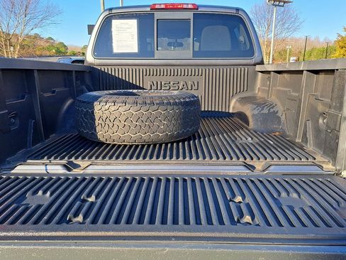 Used 2016 Nissan Frontier SV image 26