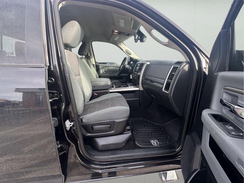 Used 2015 RAM 2500 Big Horn image 37