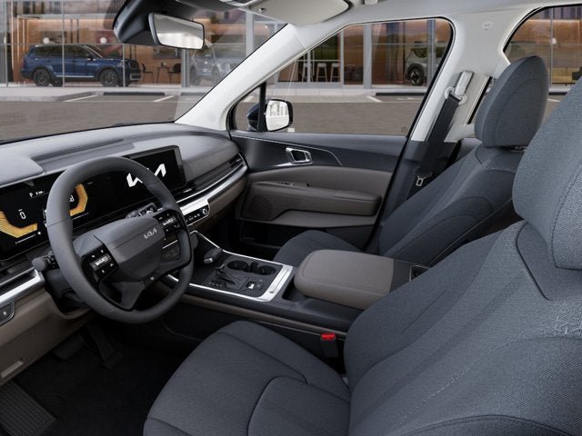 New 2027 Kia Carnival LX FWD image 17