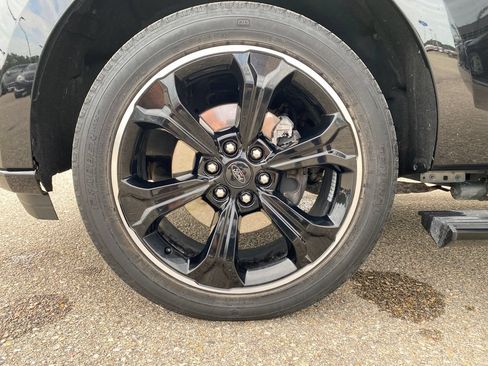 Used 2024 Ford Expedition Max Limited AWD/4WD image 28