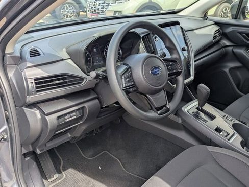 Used 2025 Subaru Crosstrek 2.0i Premium image 5