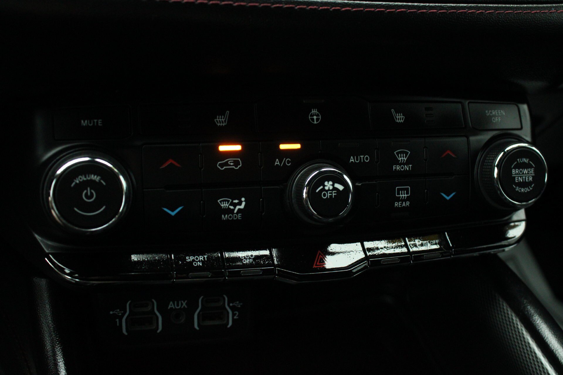 Used 2021 Dodge Durango R/T w/ Blacktop Package AWD/4WD image 43