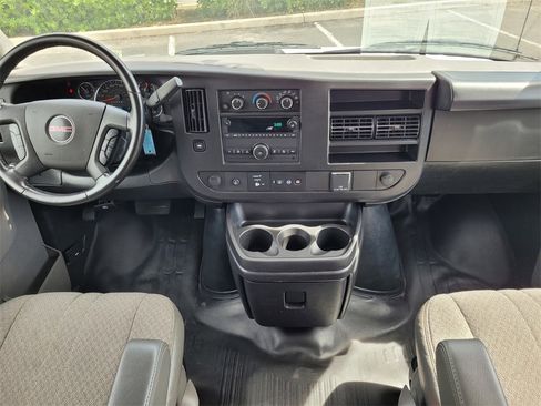 Used 2023 GMC Savana 3500 LS image 10