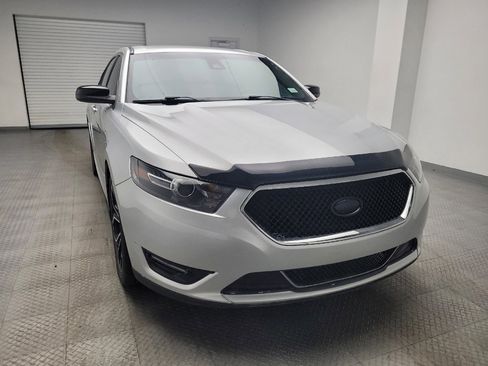 Used 2018 Ford Taurus SHO image 14