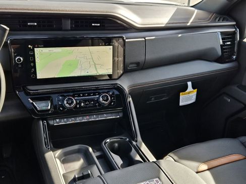 New 2026 GMC Sierra 2500 AT4 w/ Technology Package image 34