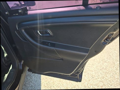 Used 2014 Ford Taurus Police Interceptor AWD image 18