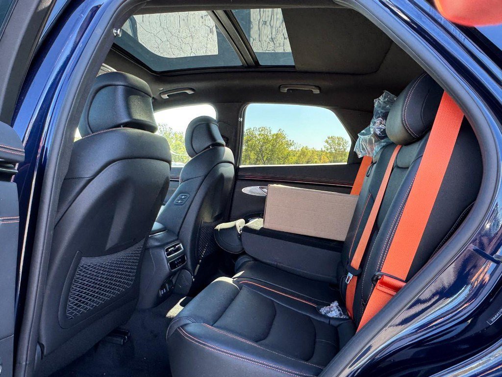 Certified 2026 Genesis GV70 2.5T Sport Prestige AWD/4WD image 7