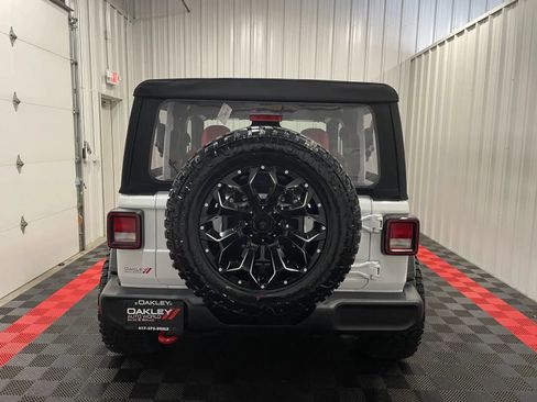 Used 2024 Jeep Wrangler Sport AWD/4WD image 7