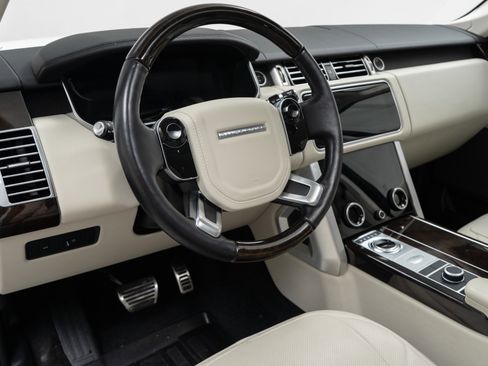 Used 2022 Land Rover Range Rover Westminster Edition image 13