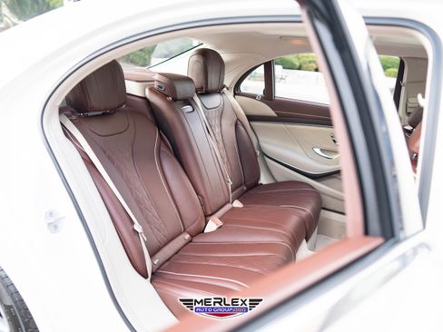 Used 2018 Mercedes-Benz S 560 4MATIC Sedan w/ AMG Line Exterior image 18