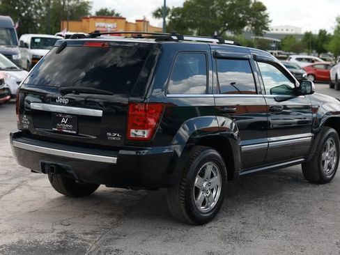 Used 2006 Jeep Grand Cherokee Overland w/ Skid Plate Group AWD/4WD image 14