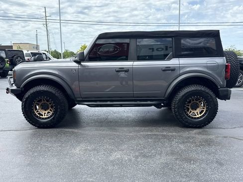 Used 2022 Ford Bronco 4-Door w/ Sasquatch Package AWD/4WD image 9