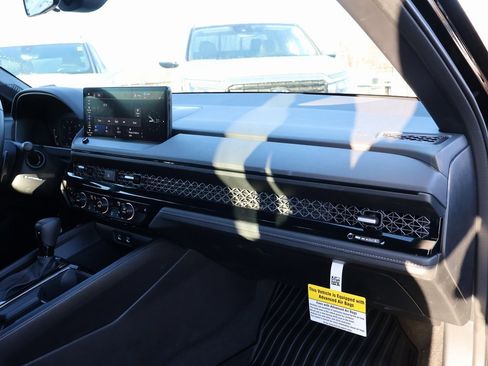 Certified 2025 Honda Accord Sport image 9