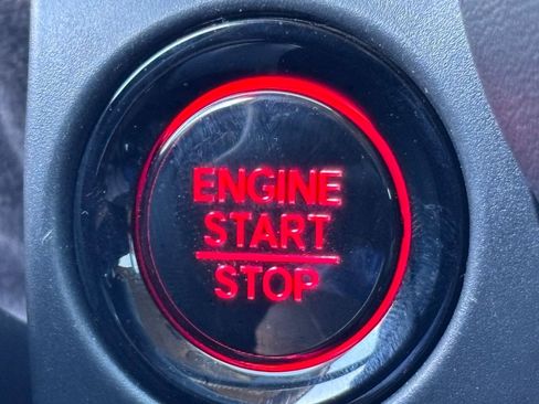 Certified 2025 Honda HR-V EX-L image 33