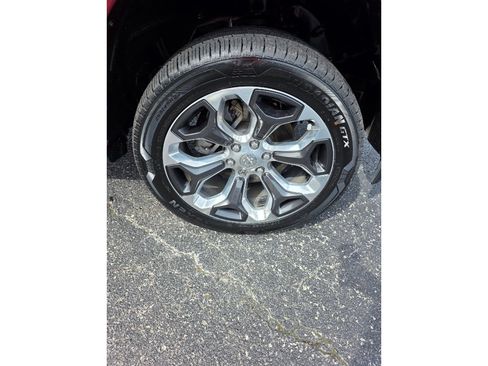 Used 2019 RAM 1500 Limited AWD/4WD image 14