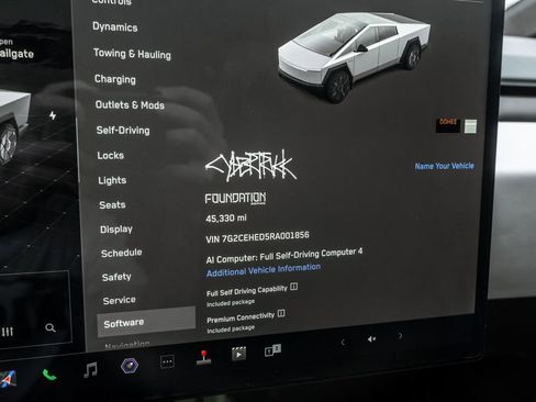 Used 2024 Tesla Cybertruck AWD Crew Cab image 21