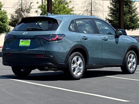 Used 2025 Honda HR-V LX image 11
