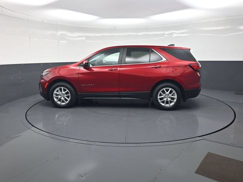 Used 2024 Chevrolet Equinox LT w/ LPO, Floor Liner Package AWD/4WD image 6