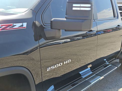 Used 2025 Chevrolet Silverado 2500 Custom w/ Custom Convenience Package AWD/4WD image 15