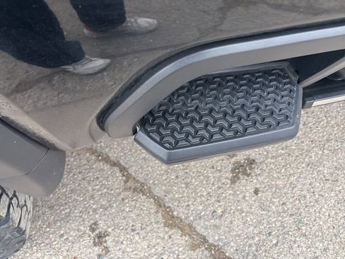 Used 2021 GMC Sierra 2500 Denali w/ Denali Ultimate Package image 8