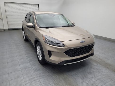 Used 2020 Ford Escape SE image 13
