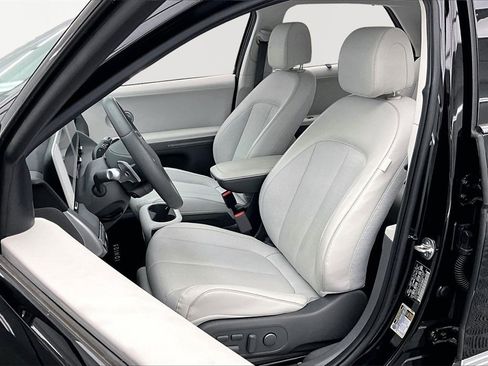 Used 2024 Hyundai Ioniq 5 Limited image 25
