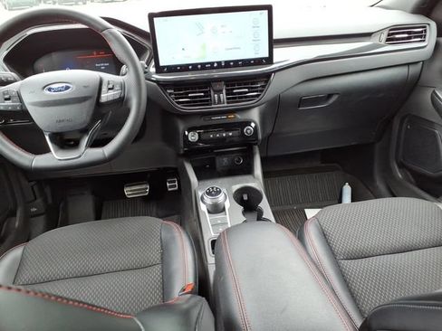Used 2023 Ford Escape ST-Line w/ Tech Pack #1 AWD/4WD image 10