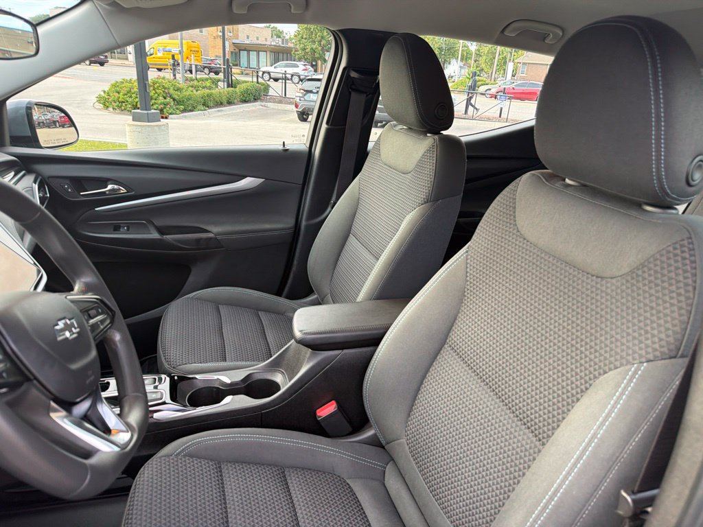 Used 2023 Chevrolet Bolt EUV LT w/ Driver Confidence Package FWD image 31