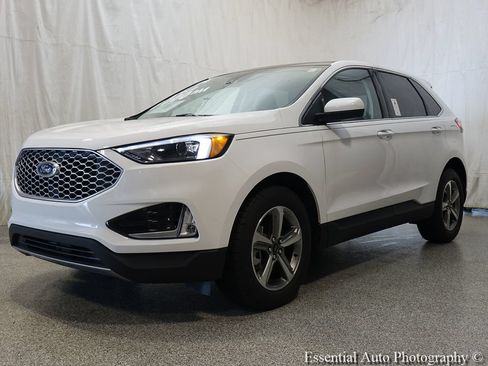Used 2024 Ford Edge SEL w/ Convenience Package AWD/4WD image 2