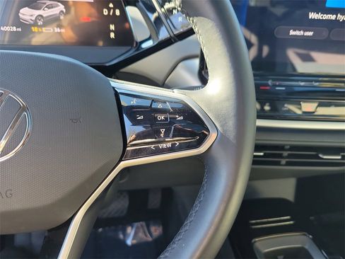 Used 2022 Volkswagen ID.4 Pro S image 21