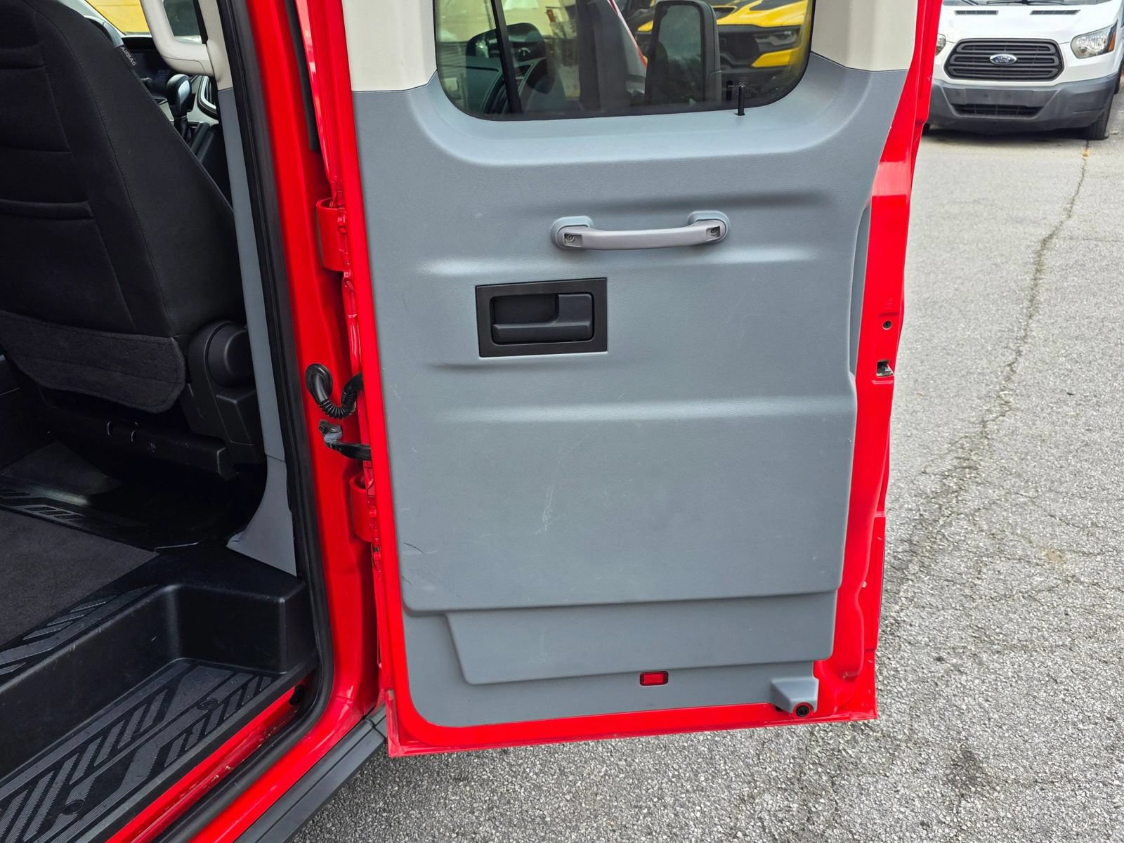 Used 2018 Ford Transit 350 XL RWD image 27