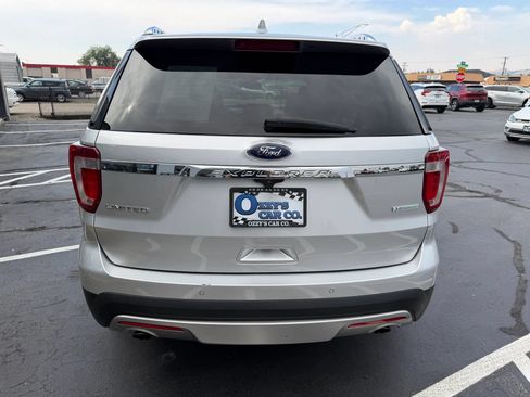 Used 2016 Ford Explorer Limited w/ Equipment Group 301A FWD image 6