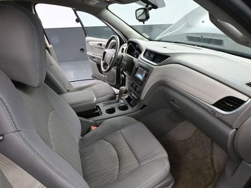 Used 2015 Chevrolet Traverse LS AWD/4WD image 46