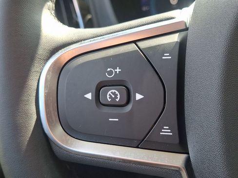 Certified 2024 Volvo XC60 B5 Core image 20