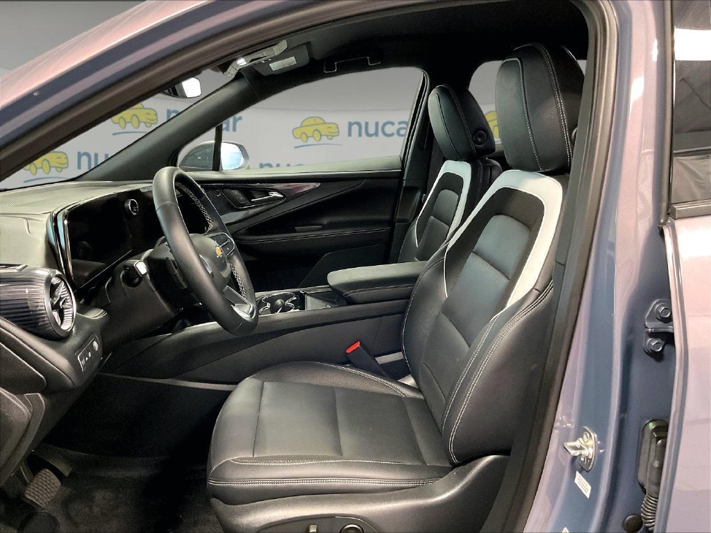 Used 2024 Chevrolet Blazer EV LT AWD/4WD image 10