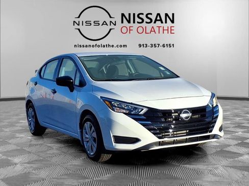 Certified 2025 Nissan Versa S w/ Trunk Package image 28