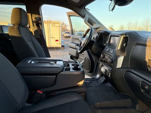 Certified 2024 Chevrolet Silverado 1500 Custom Trail Boss w/ LPO, Dark Essentials Package image 35