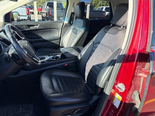 Used 2015 Ford Edge SEL w/ Equipment Group 201A AWD/4WD image 9