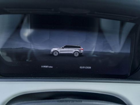 Used 2023 Land Rover Range Rover Velar R-Dynamic S image 37