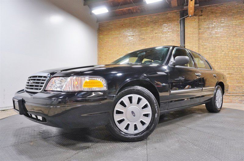 Used 2010 Ford Crown Victoria Police Interceptor RWD image 1