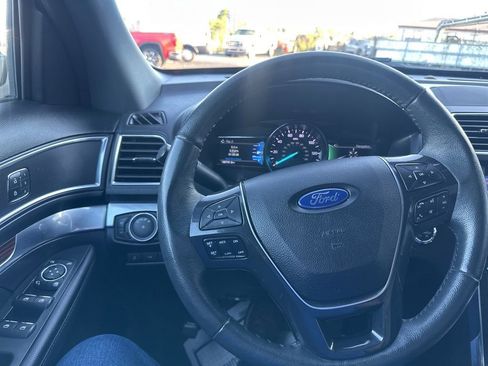 Used 2019 Ford Explorer Limited w/ Class III Trailer Tow Package image 17