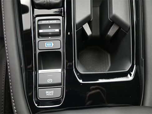 New 2025 Honda Accord Touring image 9